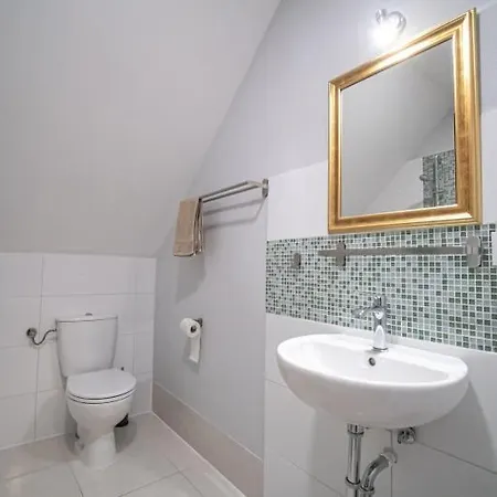 Pod Lipami Gasthuis Lwowek Slaski