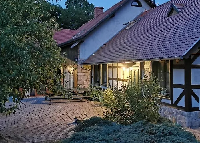 Гостевой дом Pod Lipami Львувек-Слёнски